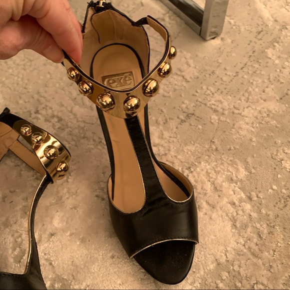 Exe Black & Gold open toe T-strap heels - Picture 3 of 9
